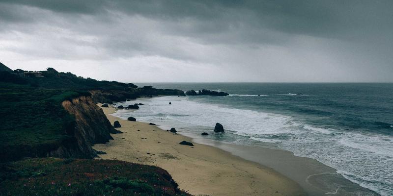 从网络技术到编程实践：深度解析5G网络切片在行业专网中的应用与商业模式